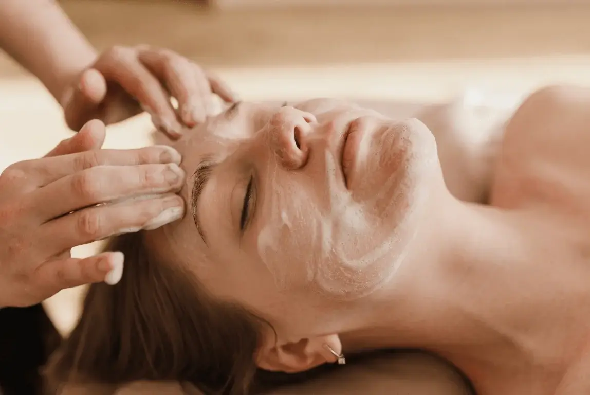Sanfte Anti-Aging- und Gesichtsbehandlungen in Münster & Umgebung bei Zeiser Beauty Suite